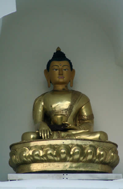 Stupa budista  en valle de bravo